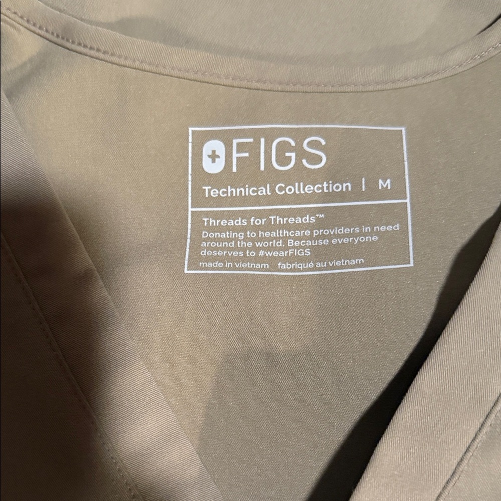 Figs Olive-Taupe Scrub Top & Drawstring Pants - Picture 2 of 5